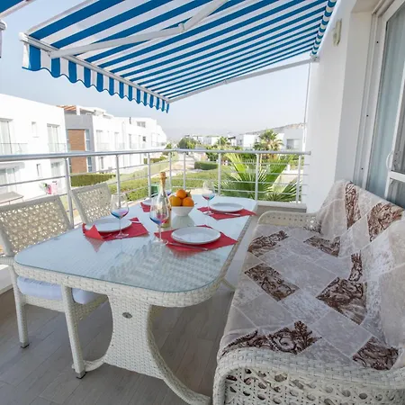 Apartment трехкомнатные в жилом комплексе Caesar D2 Flat16 *