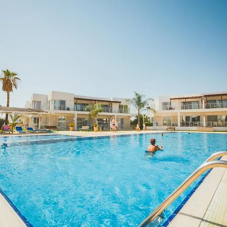 Apartmán трехкомнатные в жилом комплексе Caesar D2 Flat16 Boghaz